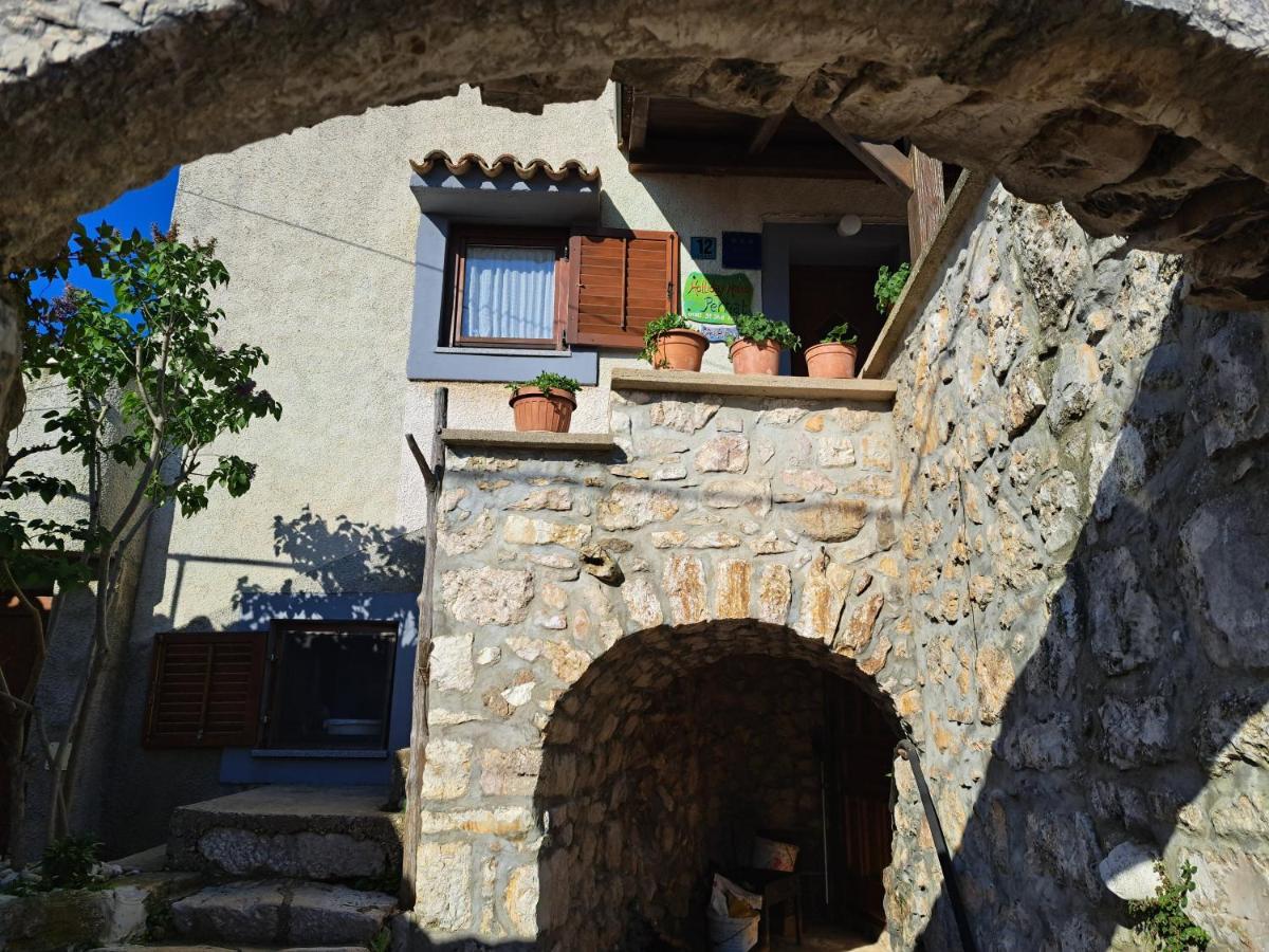Holiday Home Pernat Exterior photo