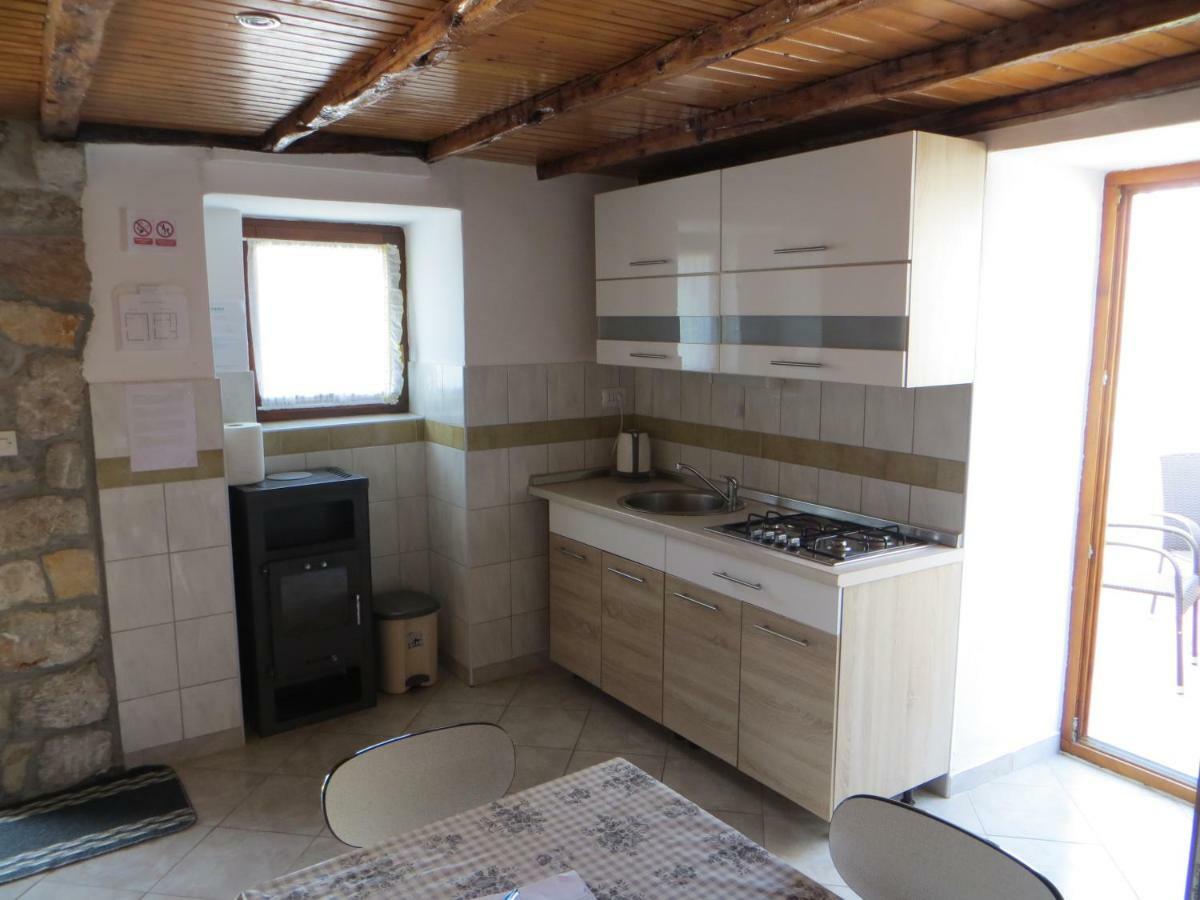 Holiday Home Pernat Exterior photo